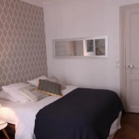 Luckey Homes Rue De Constantinople Apartment *