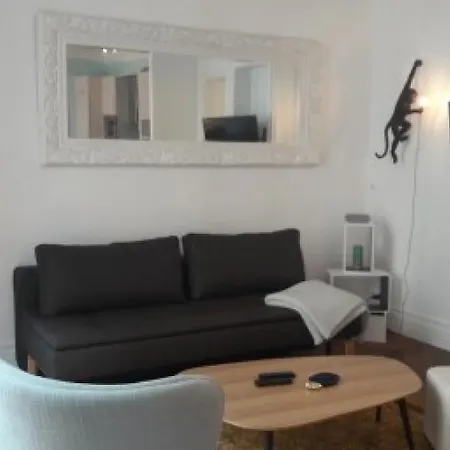 Luckey Homes Rue De Constantinople Appartamento Parigi